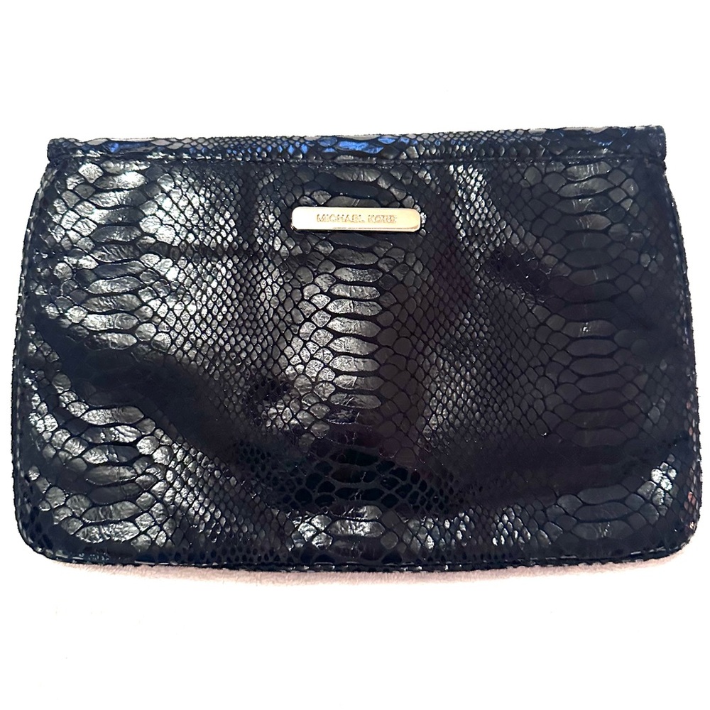 Michael Kors Clutch Beverly
Snakeskin Fold Over Double Fold
Over Black Leather - Picture 2 of 9